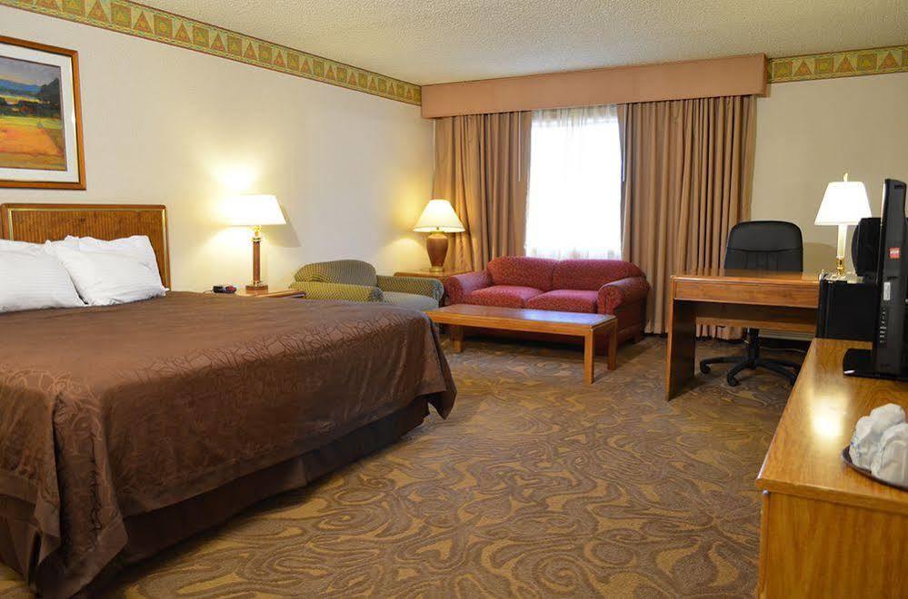 High Desert Inn Elko Exterior foto